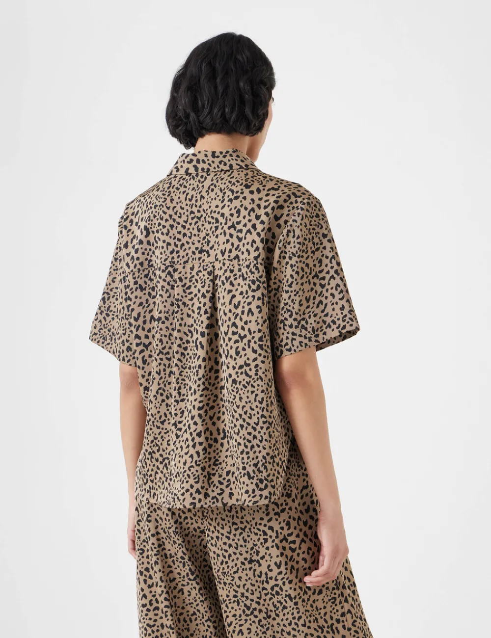 hush Tops & T-Shirts|Shirts & Blouses|Printed Short Sleeve Shirt Brown Animal Mark