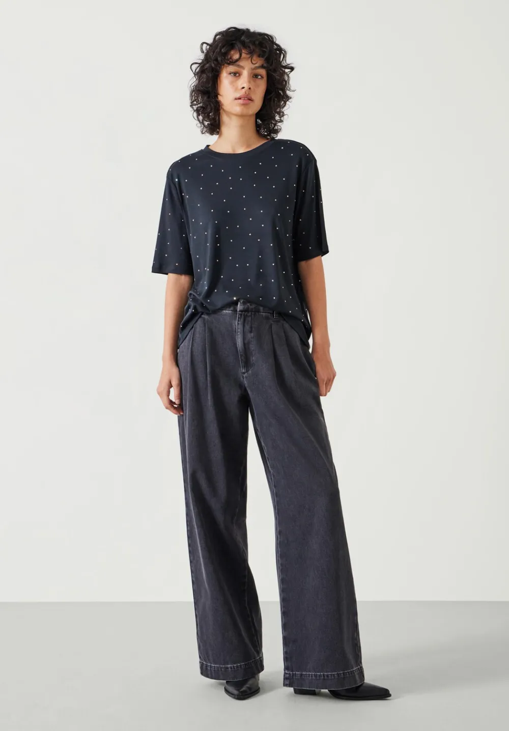 hush Tops & T-Shirts|Rae Rhinestone T-Shirt Black
