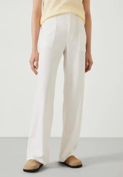 hush Trousers|Raye Linen Straight Leg Trousers White