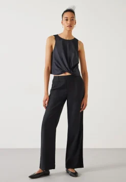 hush Trousers|Raye Linen Straight Leg Trousers Black