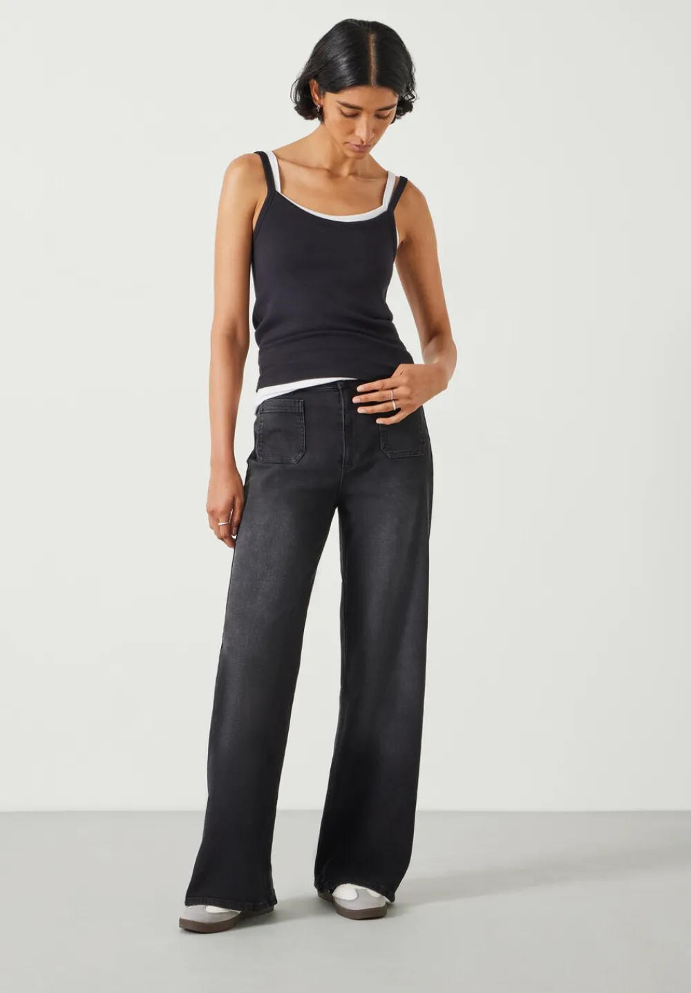 hush Jeans|Rowan Flared Jeans Washed Black