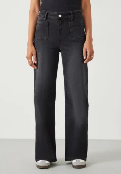 hush Jeans|Rowan Flared Jeans Washed Black