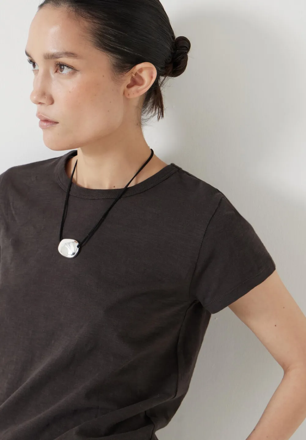 hush Tops & T-Shirts|Slim Fit Slub Cotton Crew Neck T-Shirt Chocolate