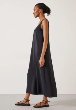 hush Dresses|Sophie Air Flow Scoop Neck Maxi Dress Black
