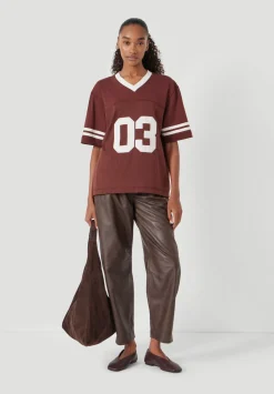 hush Tops & T-Shirts|Sporty Graphic T-Shirt Rum Raisin