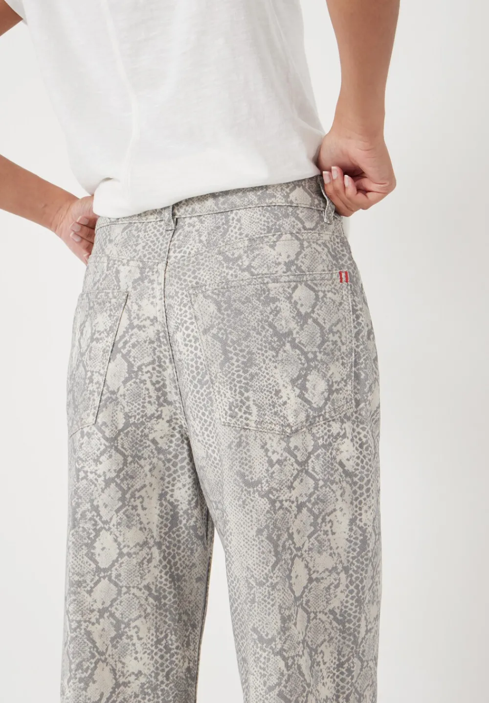hush Jeans|Straight Leg Printed Jeans Snake Grey
