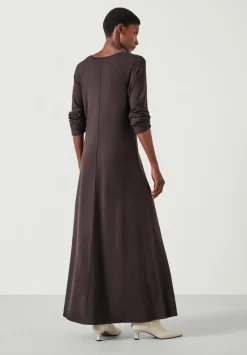 hush Dresses|Talen Long Sleeved Knitted Maxi Dress Chocolate brown