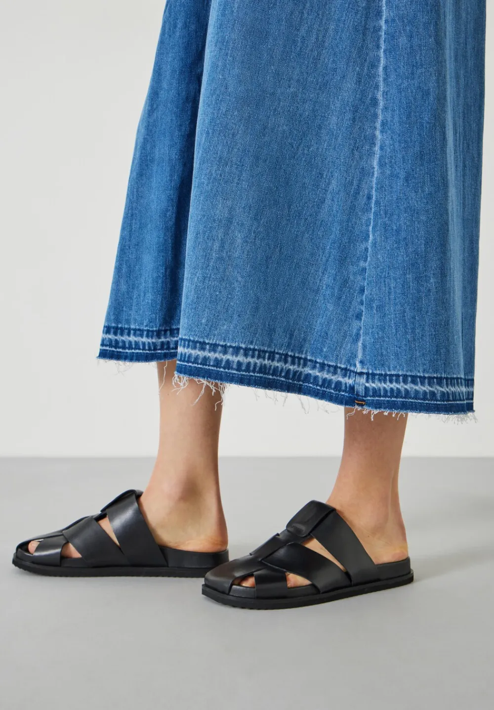 hush Dresses|Tatum Denim Maxi Dress Mid Authentic Wash Denim