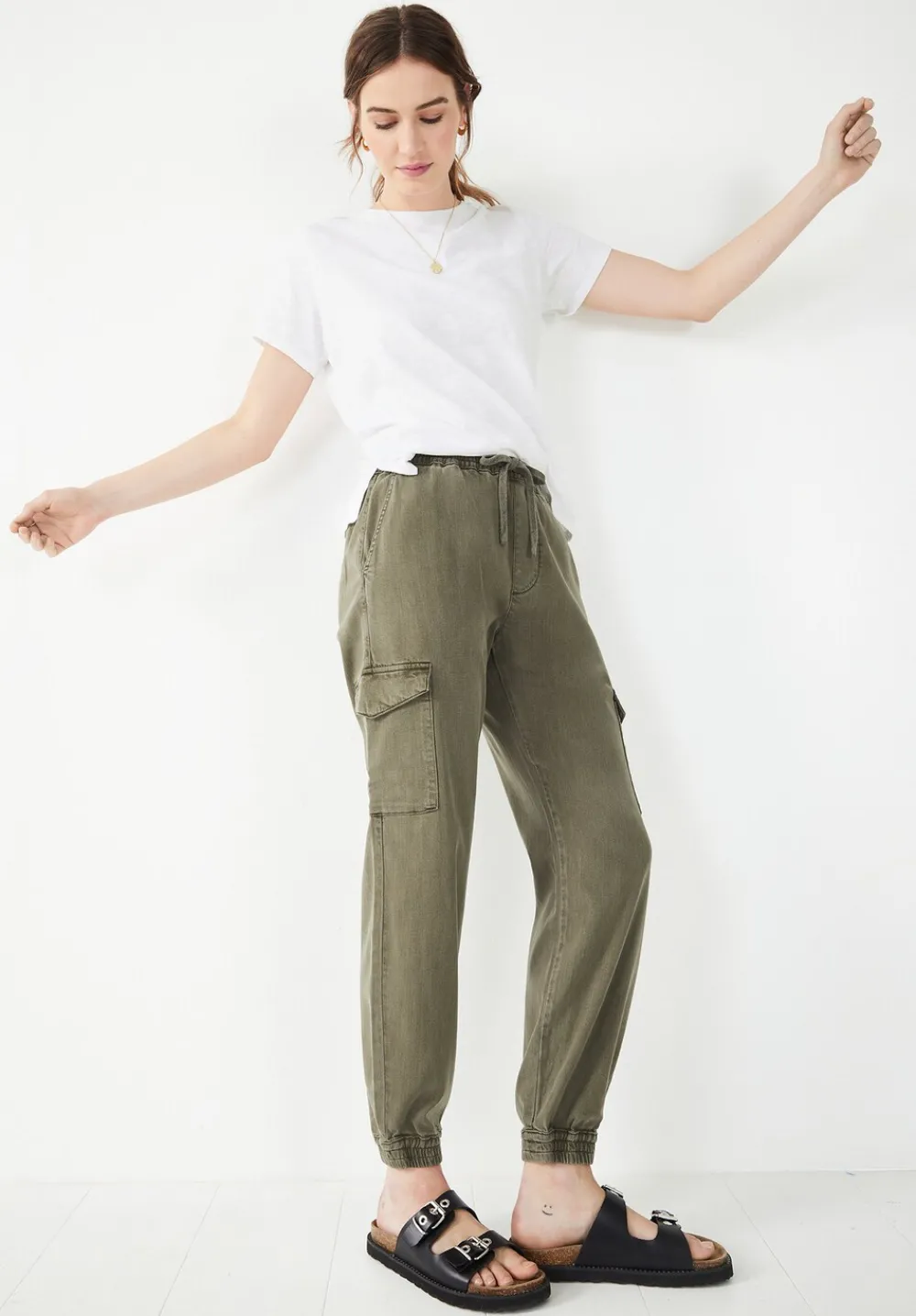hush Trousers|Washed Cargo Trousers Khaki