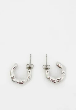 hush Jewellery|Wave Huggie Hoop Earrings Silver