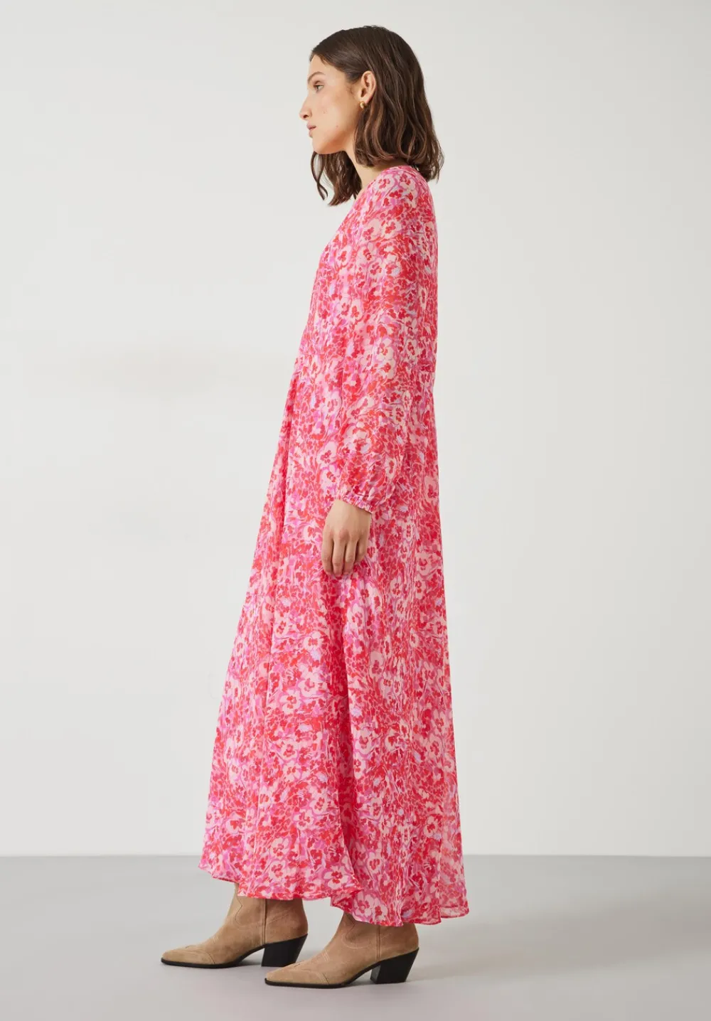 hush Dresses|Wray Volume Maxi Dress Painted Floral Pink