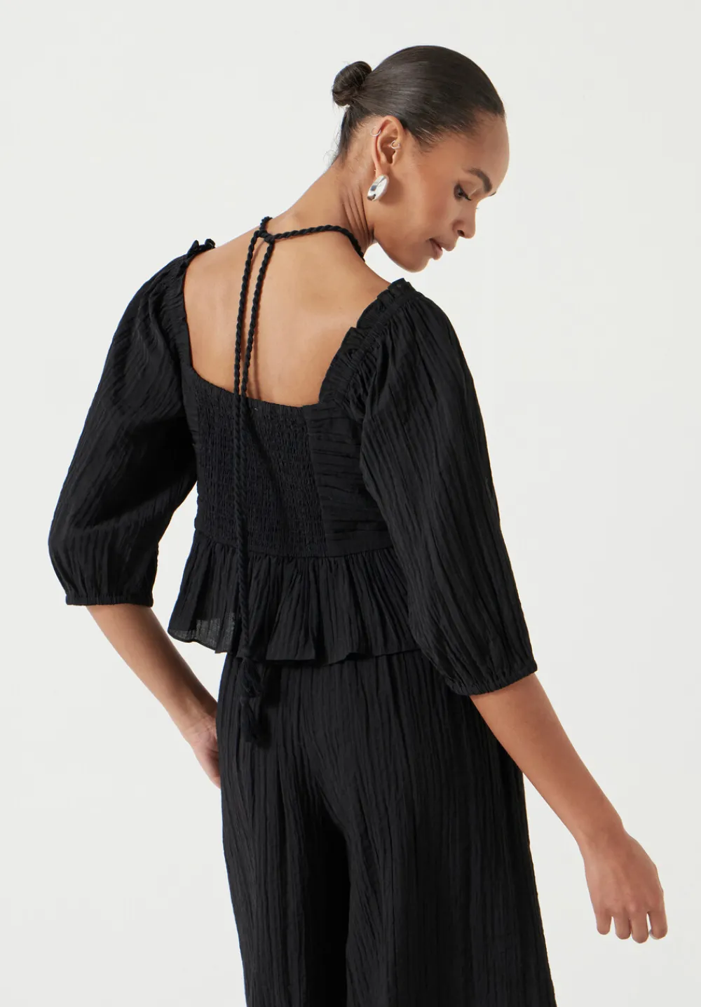 hush Tops & T-Shirts|Zoe Crinkle Peplum Top Black